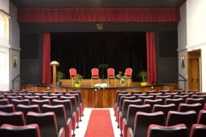 Αίθουσα εκδηλώσεων του Προκοπείου όπου πραγματοποιούνται οι Συνάξεις
